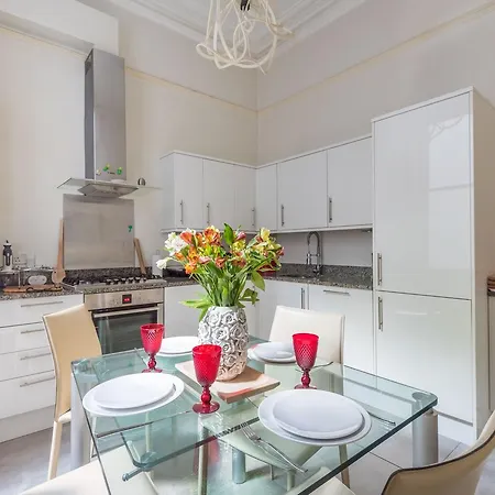 Lovely Chelsea Home Near The Thames By Underthedoormat Londres Exterior foto